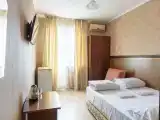Трёхместный номер Стандарт с балконом