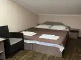 Трёхместный номер Трехместный стандартный на мансарде