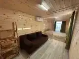 Домик в уютном глэмпинге с бассейном, кинопроектором