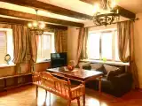 Красивый дом с русской баней на дровах и теплым бассейном