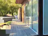 Домик у снежных вершин