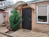 Домик возле парка