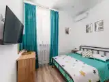 Двухместный номер Комфорт с одной двуспальной кроватью