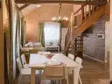 Современный коттедж с 4 спальнями и сауной