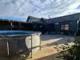 Семейный дом на берегу моря