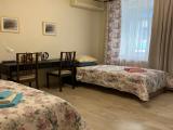 Просторная комната для двоих с 2 отдельными кроватями