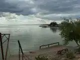 Домик на берегу