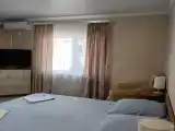 Отдельно стоящий уютный двух комнатный домик со всеми удобствами