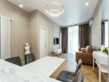 Стильные Апартаменты в центре Ялты «Yalta Plaza Holidays» 100м до Моря