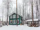 Дом с баней и чаном в лесном участке на полуострове Истринского водохр
