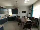 Часть дома с отдельным входом с балконом с бассейном и мангалом.