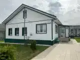 Уютный дом с беседкой в черте города
