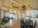 Новый гостевой дом на озере с банным чаном