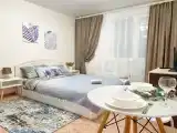 Студия на берегу реки