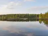 Проведите свой отпуск у залива и чистого лесного озера.