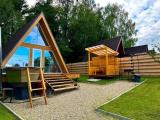 Дом A-frame с сибирским горячим чаном на дровах