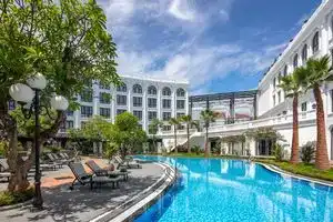 Silk Path Grand Hue Hotel, Хюэ