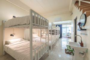 Beds Friends Phi Phi, Пхи Пхи
