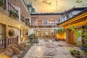 Отель «Lijiang Mu Ming Inn», Лицзян