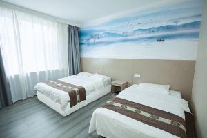 Caizheng Hotel, Благовещенск