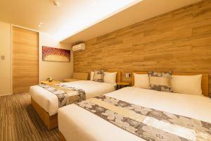 Grand Base Yakuin, Фукуока