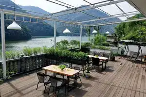 Hangzhou Shanshui Yunjian Yuanshe, Ханчжоу