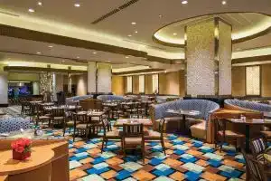 Отель «The Signature At Mgm Grand - All Suites», Лас-Вегас