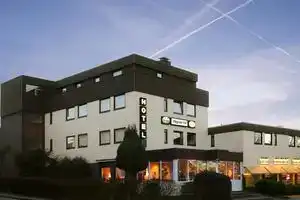 Hotel Hillegosser Hof, Билефельд
