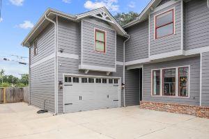 Private Parking and View of Kyle Field - Charming Haven, Колледж-Стейшен