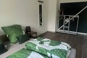 Liebevoll Eingerichtete Ferienwohnung im Süden von Leipzig, Лейпциг