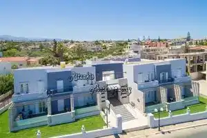 Dreamland Hotel Apartments, Ханья