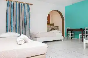 Depis Apartments 2, Наксос