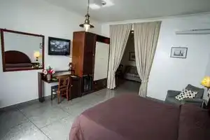 Hotel «La Tripergola», Поццуоли