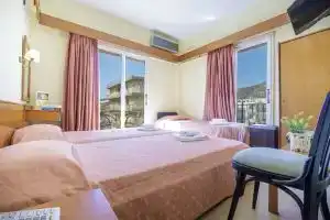 Cityzen Hotel, Лутраки