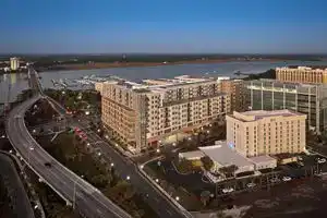 Holiday Inn Express & Suites Charleston Dwtn - Westedge, Чарлстон