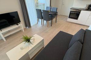 Lisas apartment - privat 1 bed room and 1 living room w/ sofa bed + big windows, Осло