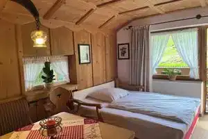 Ferienwohnung mit Tollen Bergblick. Haustierfreundlich!, Грайнау