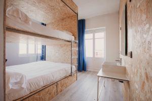 SubUp Hostel, Ла-Манга