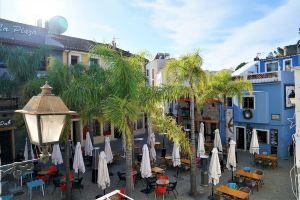 Romantic Apartment in Denia Port, Дения