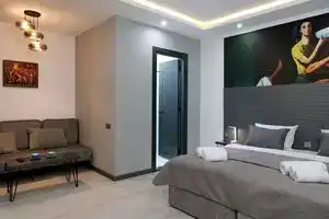 Hotel Varla, Кутаиси