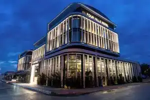 Four Hills Hotel, Анталья
