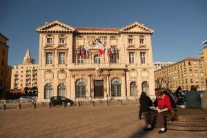 Escale Marseillaise, Grand T2 Calme, près du Vieux Port Pour 2 a 4 Personnes, Nettoyage Rigoureux, Марсель