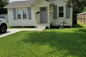Adorable cottage in the heart of Lake Charles., Лейк-Чарльз