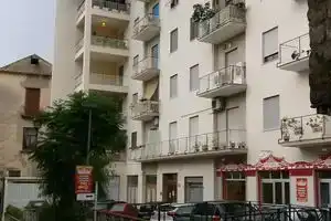 YourHome - Sersale Suites, Сорренто