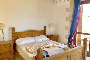 Spectacular sea view-Private Pool-Unlimited WiFi-Walking Distance to Beach, Алмирида