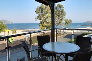 Sunset Beach Apartments, Тургутреис