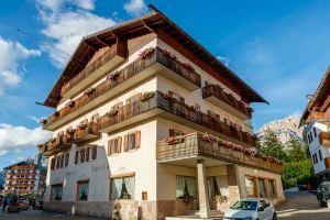 Hotel «Aquila», Кортина д'Ампеццо