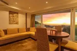 2BR Ocean View 1km To Beach Patong c129, Ката