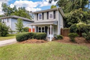 Warm and Bright 4BR Home near Downtown Charleston, Чарлстон