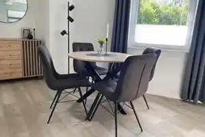 QT Apartment neu & Stylisch 2 SZ, Детмольд